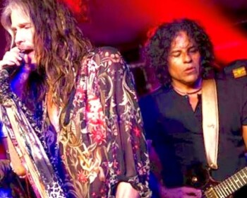 Steven Tyler Stevie Salas on stage